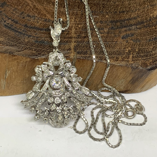 สร้อยคอ + จี้ เพชร 0.30 ct ฝ้งเพชรกุหลาบ 79/1.00 ct งานทองขาวโบราณ(ปาหะ) นน. 13.00 g