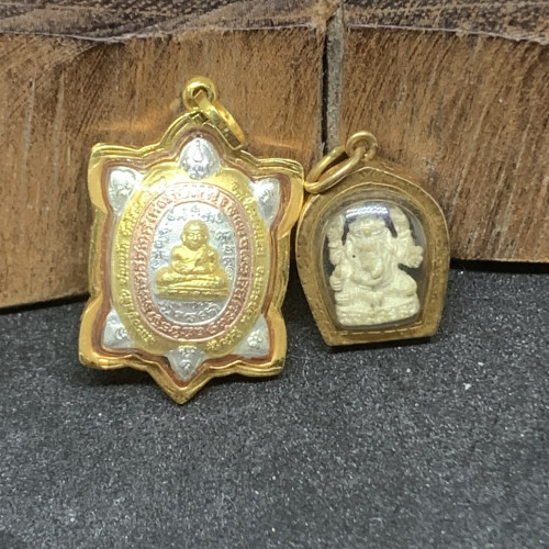 พระ 2 องค์ พระพิฆเนศวร พญาเต่าเรือน กะไหล่เงิน เลี่ยมทอง75% นน. 6.76 g