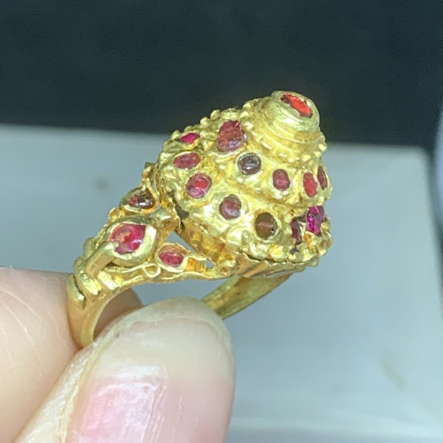 แหวน พลอยแดง ทรงฉัตร งานครั่ง ทอง90 ขนาด 48.5 นน. 6.07 g 1