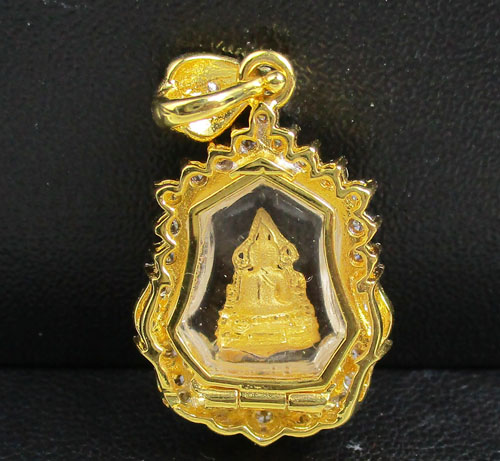 พระพุทธชินราช เนื้อทองคำ กรอบทอง ฝังเพชร 36 เม็ด 0.45 กะรัต นน. 5.66 g 1