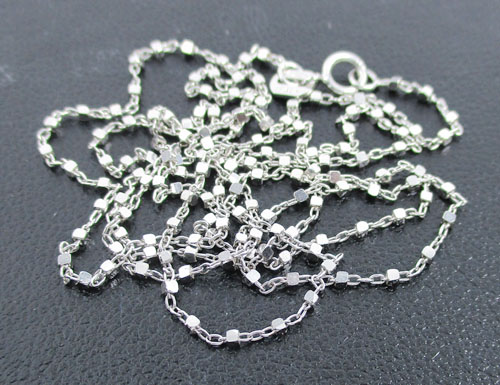 สร้อยคอ อิตาลี750 ทองคำขาว18K ลายโซ่ คั่นเหลี่ยม ตัดเงา งานสวยมาก นน. 2.86 g