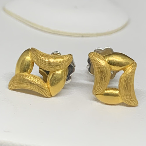 ต่างหู Prima Gold ทอง24K + ทอง14K ลายคลื่น แป้นทอง14K นน. 3.11 g