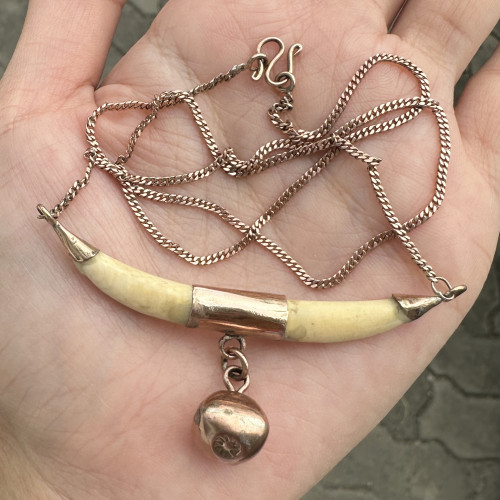 สร้อยคอ นาก40 กระพรวน ตุ้งติ้ง ความยาว 18 นิ้ว นน. 8.96 g 2