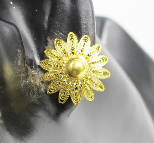 ต่างหู เม็ดกลม ฉลุลาย ดอกไม้ ทอง90 งานสวยมาก นน. 4.65 g 2