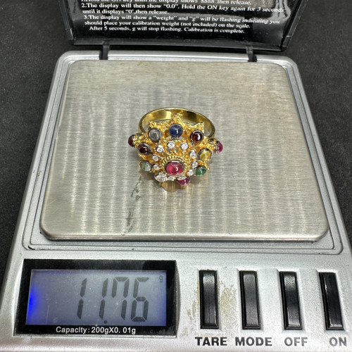 แหวน นพเก้า ฉลุลาย ล้อมเพชร 16 เม็ด 0.26 กะรัต ทอง90 งานสวยมาก นน. 11.76 g 8