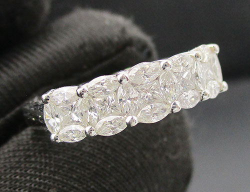 แหวน เพชรประกบ เพชร 21 เม็ด 0.73 กะรัต ทอง18Kขาว งานสวยมาก นน. 3.74 g