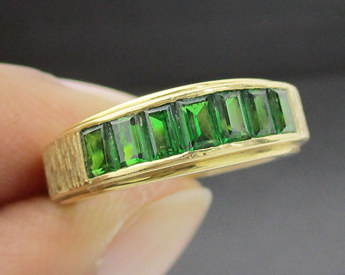 แหวน ซาวาไลท์ แถว 7 เม็ด ทอง18K งานสวยมาก นน. 6.06 g