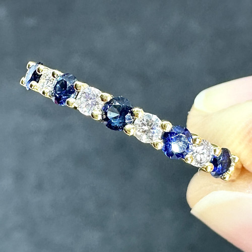 แหวน ไพลิน กาญจนบุรี คั่นเพชร 4 เม็ด 0.12 กะรัต ทอง9K งานสวยมาก นน. 1.35 g