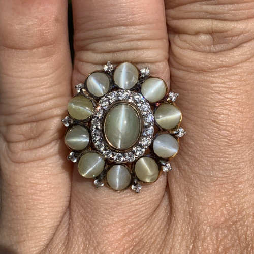 แหวน ไพฑูรย์ ตาแมว ซีลอน ฝังเพชร 26/0.75 ct ทอง18K ขนาด 56.5 พร้อม Cert. นน. 8.79 g 3