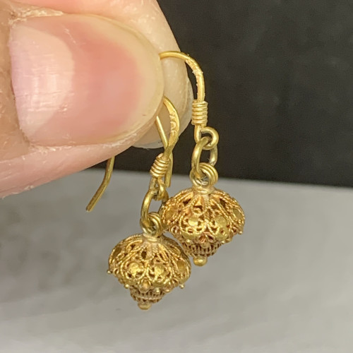 ต่างหู กระดุม ดอกบัวสัตตบงกช ฉลุลาย ทอง90 แบบเกี่ยว นน. 4.06 g