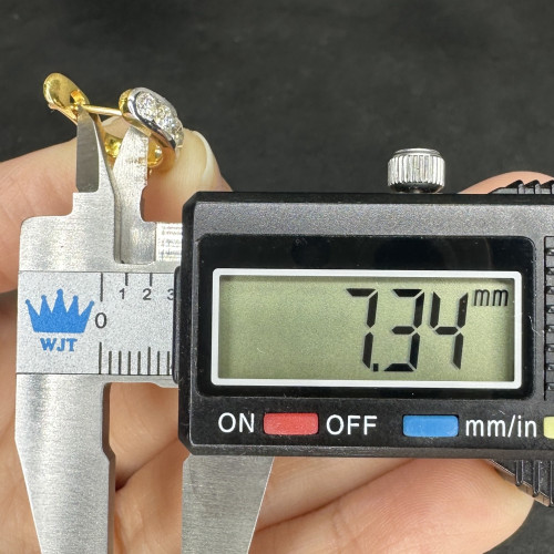 ต่างหู ห่วง เพชรแถว ตุ้งติ้ง ฝังเพชร 12 เม็ด 0.96 กะรัต ทอง18K นน. 5.90 g 7