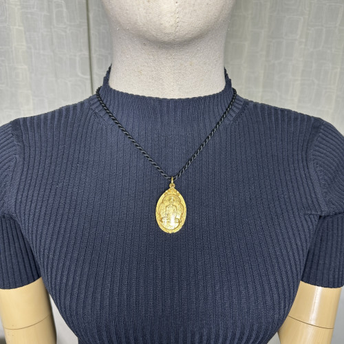 เหรียญกนกข้าง เจ้าคุณนรฯ เนื้อทองคำ เลี่ยมทอง ญสส ปลุกเสก ปี 2537 เลี่ยมทอง90 นน. 27.00 g 6