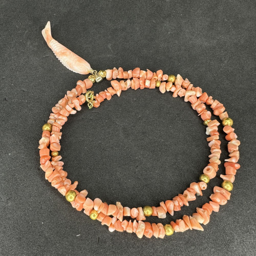 สร้อยคอ ปะการัง (Corol) สีโอลด์โรส คั่นเม็ดทอง รอบเส้น ตะขอทอง18K ความยาว 19 นิ้ว ร้อยด้วยเอ็น นน. 1 1