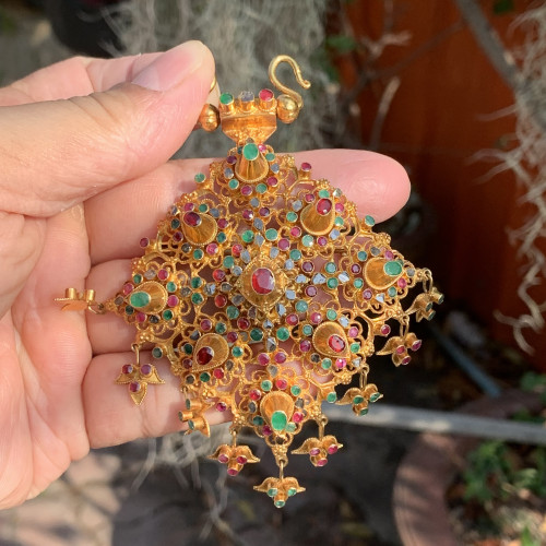 จี้ + เข็มกลัด อุบะ 3 สี 9 ยอด ทับทิม มรกต เพชรซีก ตุ้งติ้ง ทอง90 นน. 45.25 g