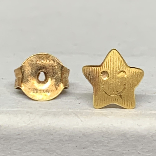 ต่างหู 1 ข้าง Prima Gold ทอง24K ลายดาว แป้นทอง18K งานสวย ใหม่กริ๊ป น่าสะสม นน. 0.65 g
