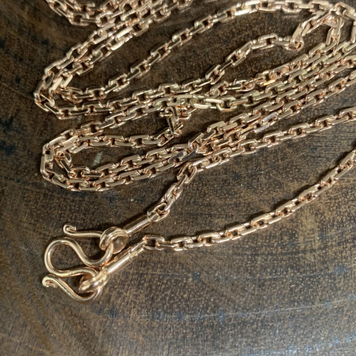 สร้อยคอ นาก40 ลายคดกริช รอบเส้น ความยาว 28 นิ้ว สวมหัวได้ นน. 13.17 g