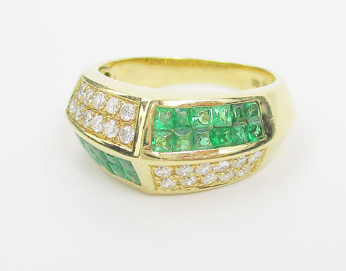 แหวน มรกต แซมเบีย Princess 1.15 ct ฝังเพชร 22/ 0.35 ct ทอง18K พร้อม Cert. ขนาด 52 นน. 7.00 g 1