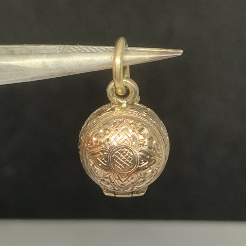 จี้ นาก40 แกะลายไทย เปิดได้ นน. 2.38 g