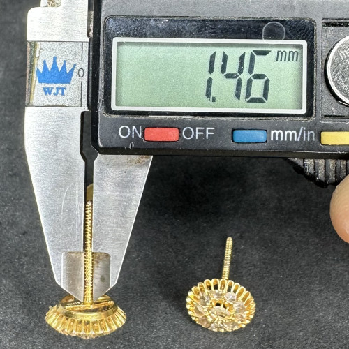 ต่างหู เพชรซีก รังแตน แป้นเกลียว ทอง90 งานสวย น่าสะสม นน. 5.45 g 5