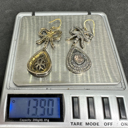 ต่างหู ห่วงเพชร ตุ้งติ้ง ฝังเพชรกุหลาบ 256 เม็ด 2.90 กะรัต ทองK 2 สี (ทอง47.55%) นน. 13.90 g 7