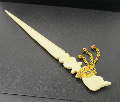 ปิ่นปักผม แกะสลัก ทองลงยา ฉลุลาย ตุ้งติ้ง ทอง90 นน. 10.33 g