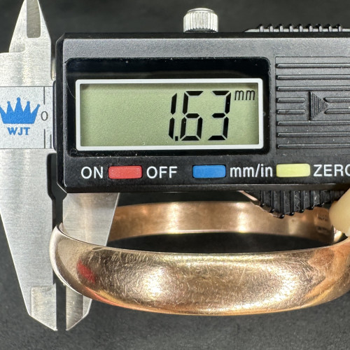 กำไล นาก40 ตัว C ลายเกลี้ยง ความกว้าง 5.60 ซม. นน. 18.16 g 8