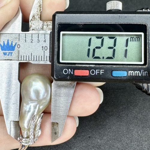 จี้ มุก South sea สีขาว 12.3 มิล ฝังเพชร 40 เม็ด 0.20 กะรัต ทองคำขาว18K นน. 5.50 g 5