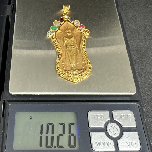 พระปางห้ามญาติ พระประจำวันจันทร์ เนื้อทองคำ ฝังพลอยนพเก้า เพชร 1/0.05 ct ทอง90 นน. 10.26 g 4