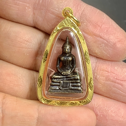 หลวงพ่อโสธร เนื้อทองแดงรมดำ ปี 2530 เลี่ยมทอง90 นน. 10.00 g