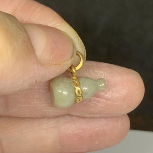 จี้ น้ำเต้า หยก ทอง90 งานสวย น่าสะสม นน. 2.59 g