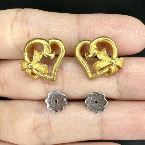 ต่างหู Prima Gold ทอง24K ลายหัวใจผูกโบว์ แป้นทอง14K นน. 8.00 g 4
