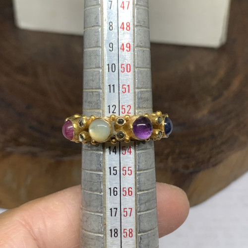 แหวน พิรอด นพเก้า คั่นเพชรซีก รอบวง ทอง90 ขนาด 52.5 งานไทยรุ่ง นน. 6.92 g 6