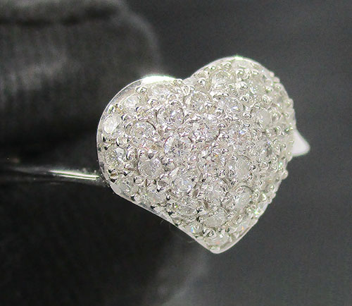 แหวน เพชร กระจุกหัวใจ เพชร 40 เม็ด 0.60 กะรัต ทอง18Kขาว งานสวยมาก นน. 2.32 g