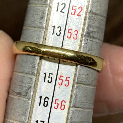 แหวน ทับทิม พม่า เผาเก่า 2.70 ct ล้อมเพชร 12/0.70 ct ทอง18K ขนาด 54 พร้อม Cert. นน. 5.43 g 5