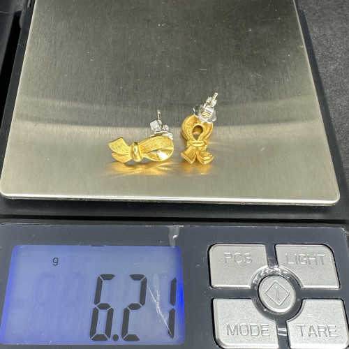 ต่างหู Prima Gold ทอง24K ลายริบบิ้น แป้นทอง14K นน. 6.21 g 9