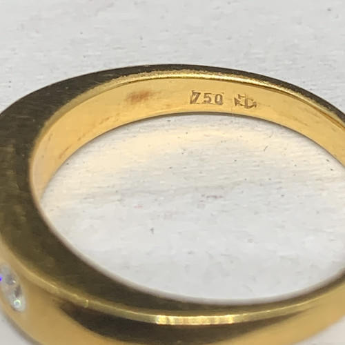 แหวน เพชรแถว 3 เม็ด 0.15 กะรัต ทอง18K งานเก่า หลุดจำนำ นน. 5.60 g 5