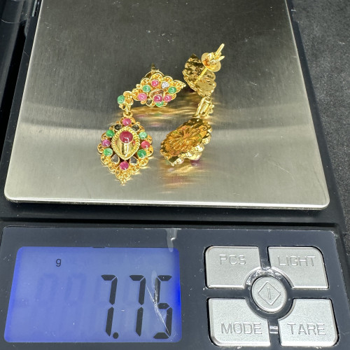 ต่างหู 3 สี ทับทิม มรกต เพชรซีก ตุ้งติ้ง ทอง90 นน. 7.75 g 8