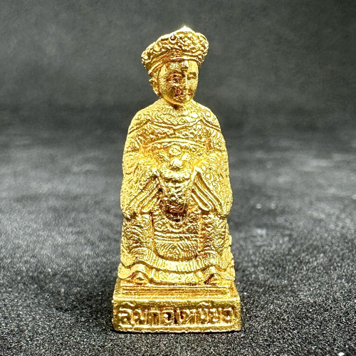 รูปหล่อ เจ้าแม่ลิ้มกอเหนี่ยว เนื้อทองคำ 60 พรรษา พระราชินี ร.9 ปี2535 อ.นอง แห่งวัดทรายขาวร่วมปลุกเส