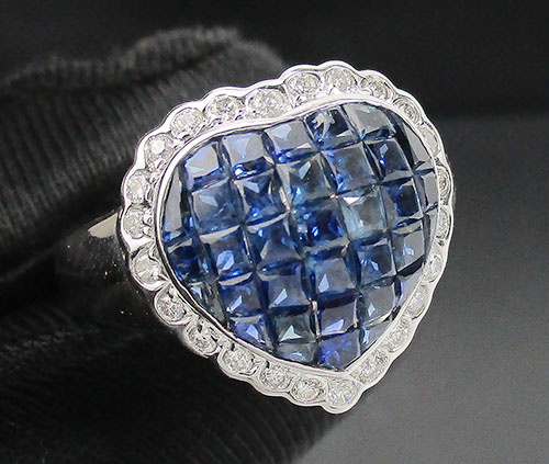 แหวน ไพลินซีลอน Princess ล้อมเพชร 24 เม็ด 0.24 กะรัต ทอง18Kขาว งานสวยมาก นน. 6.62 g
