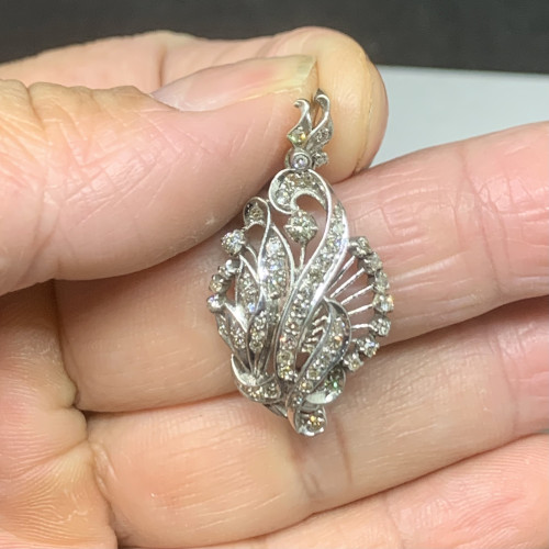 จี้ เพชรโบราณ เพชร 1/0.10 ct ฝังเพชรกุหลาบ 56/0.56 ct งานทองขาวโบราณ(ปาหะ) นน. 3.49 g 3