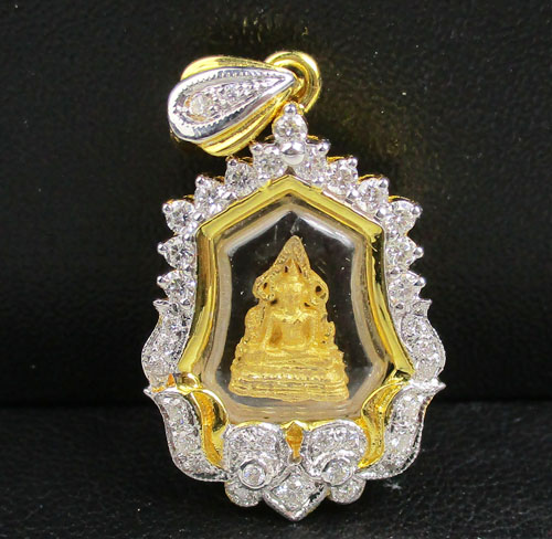 พระพุทธชินราช เนื้อทองคำ กรอบทอง ฝังเพชร 36 เม็ด 0456 กะรัต นน. 5.66 g