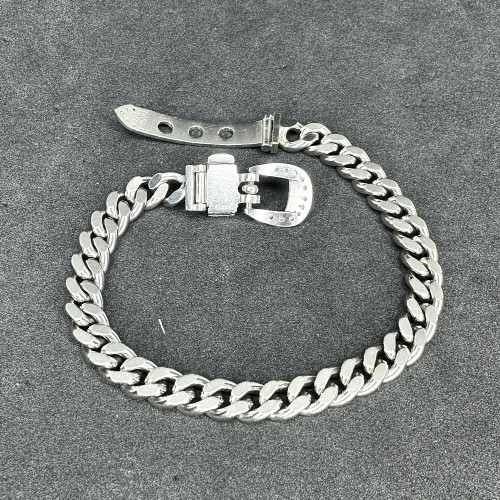 สร้อยข้อมือ เพชรรอบ ฝังเพชร 95 เม็ด 0.95 กะรัต งาน PT900 ยาว 17.50 - 18.50 ซม. นน. 34.96 g 2