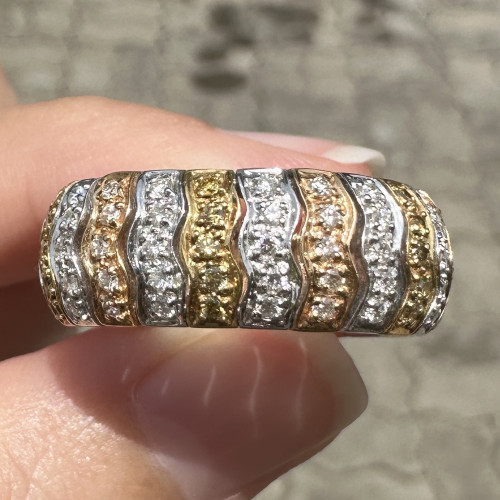 แหวน เพชรรอบ ฝังเพชร 95 เม็ด 0.48 กะรัต ทอง18K ขนาด 56+ นน. 6.85 g