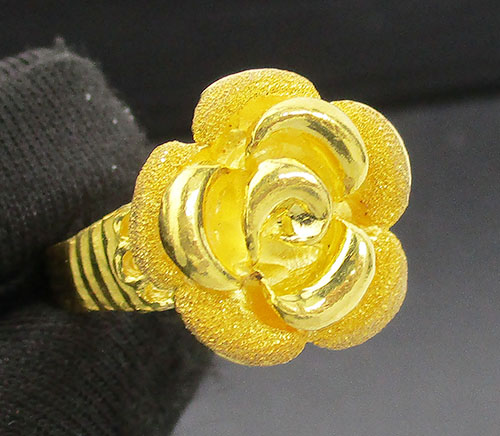 แหวน ดอกกุหลาบ ปีกกา ทอง99.99 งานสวยมาก นน. 10.56 g