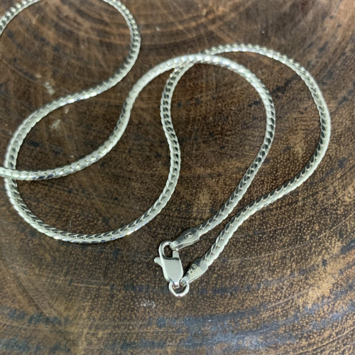 สร้อยคอ อิตาลี750 ทอง18K ลายแบน รอบเส้น ความยาว 16 นิ้ว นน. 6.15 g