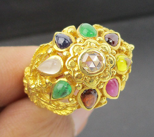 แหวน นพเก้า ยอดเพชรซีกลูกโลก ฉลุลาย พญาครุฑ ทอง95 งานสวยมาก นน. 10.58 g