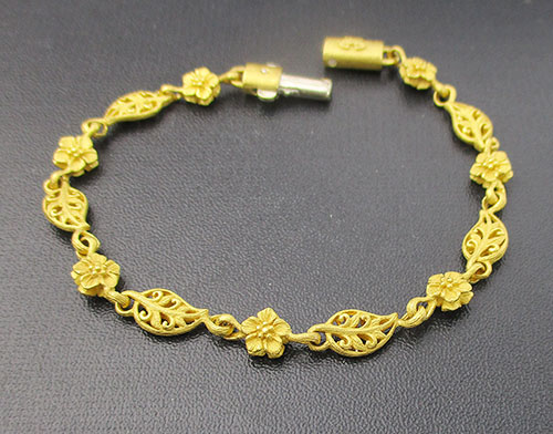 สร้อยข้อมือ Gold Master ทอง24K + ทอง14K ฉลุลาย ใบไม้ ดอกไม้ รอบเส้น งานสวยมาก นน. 15.72 g
