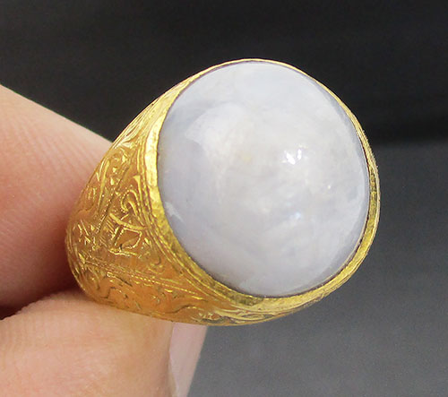 แหวน หยกม่วง Lavender Jade แกะลายไทย ทอง90 งานเก่า หลุดจำนำ นน. 13.74 g