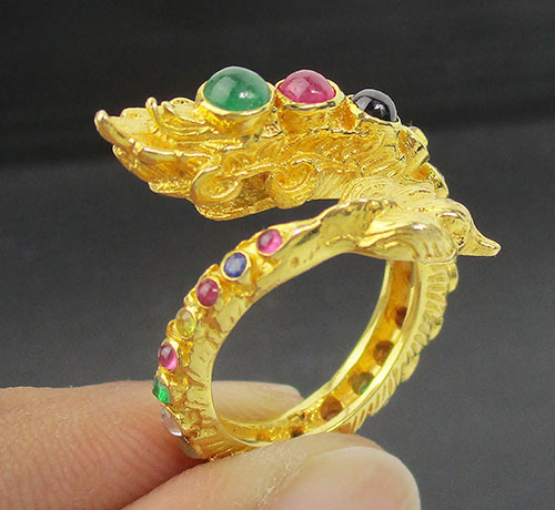 แหวน พญานาค ฝังพลอยนพเก้า รอบวง ทอง95% งานสวยมาก นน. 10.06 g