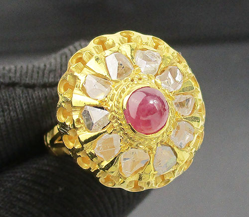แหวน ทับทิม หลังเบี้ย ล้อมเพชรซีก ทอง90 งานเก่า หลุดจำนำ สวยมาก นน. 5.62 g